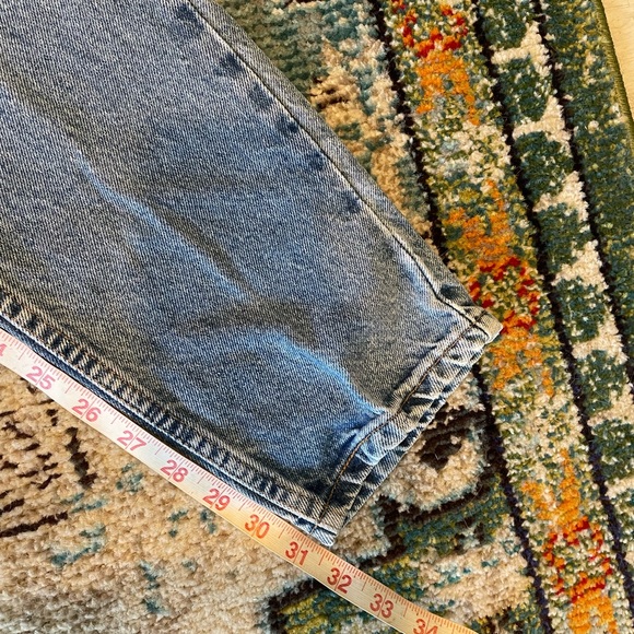 VERY VINTAGE Levi’s ORANGE TAB 950 Jeans - Picture 5 of 9